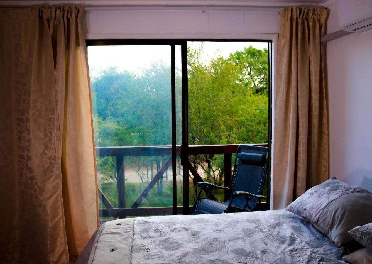 Nanisto Bush Lodge Marloth Park Extérieur photo